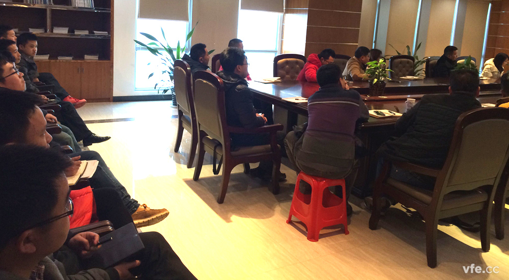 銀河電氣和經(jīng)銷商的互動(dòng)交流培訓(xùn) 銀河電氣和經(jīng)銷商的互動(dòng)交流培訓(xùn)