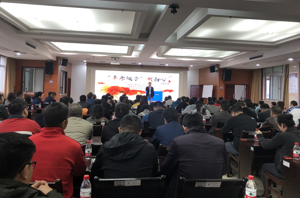 聯(lián)學(xué)聯(lián)創(chuàng)，半床棉被