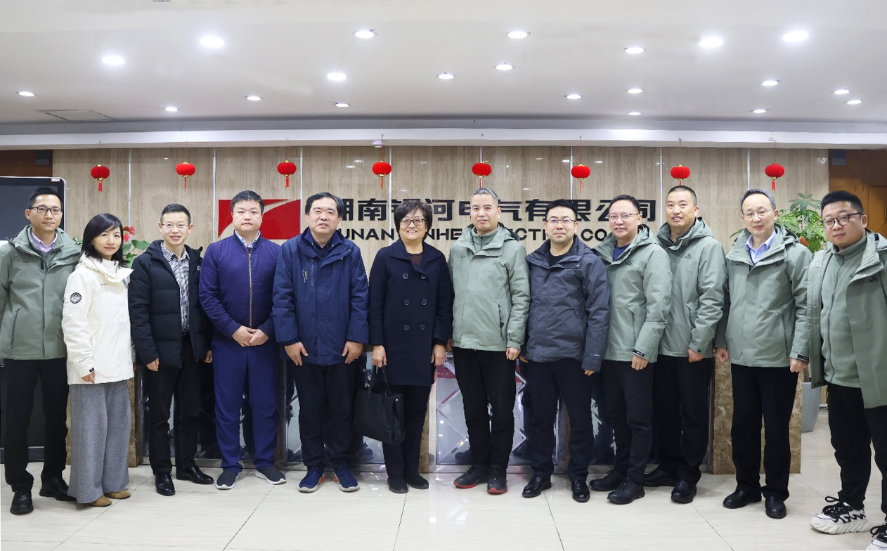威勝集團(tuán)訪問(wèn)湖南銀河電氣有限公司